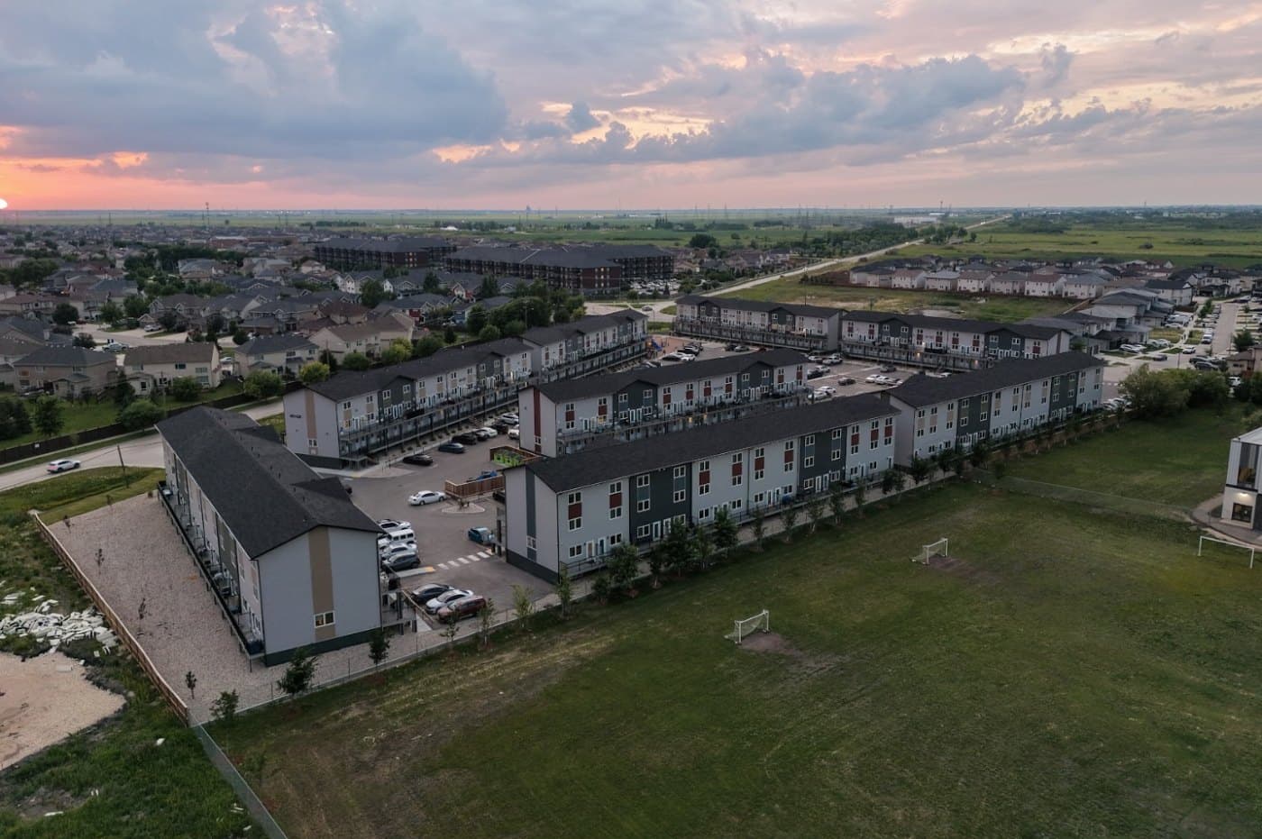 Apartment buildings at 391 Pipeline Road, Winnipeg